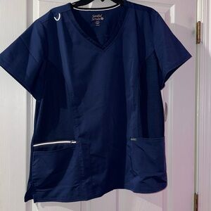 NWT Sanibel Scrub top